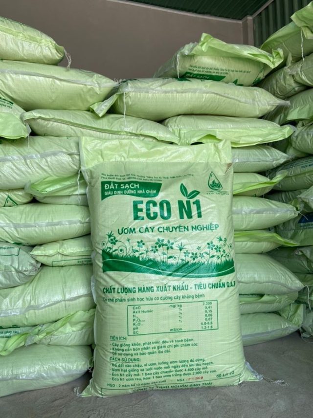 Đất sạch trồng rau giàu dinh dưỡng nhả chậm ECO N1 60dm³ (nguyên bao)