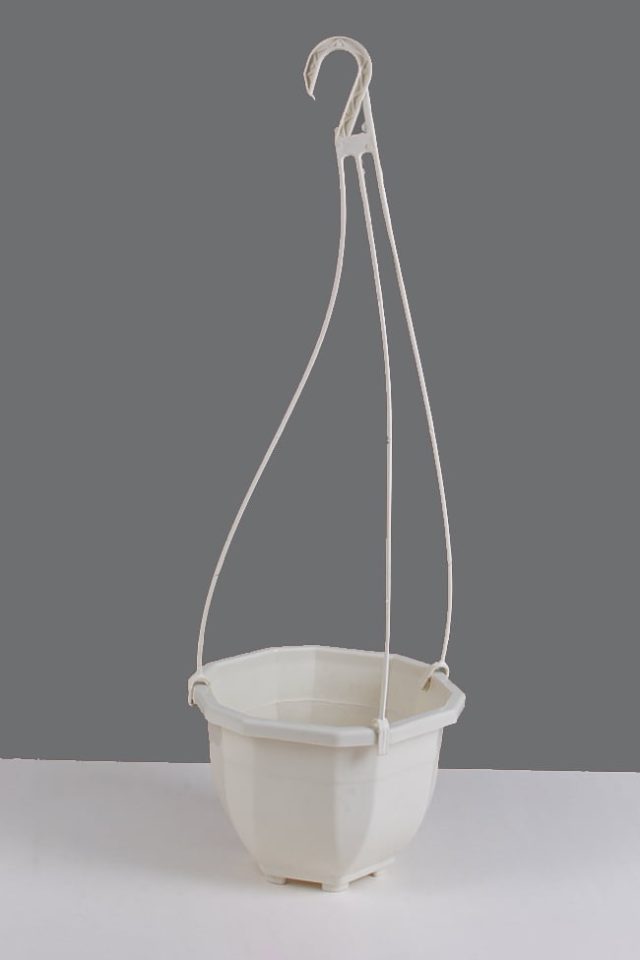 Chậu nhựa treo kim cương