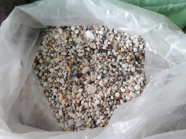 Đá hạt cát trang trí