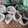 Đá mỏ trắng hạt sỏi nhỏ thô trang trí
