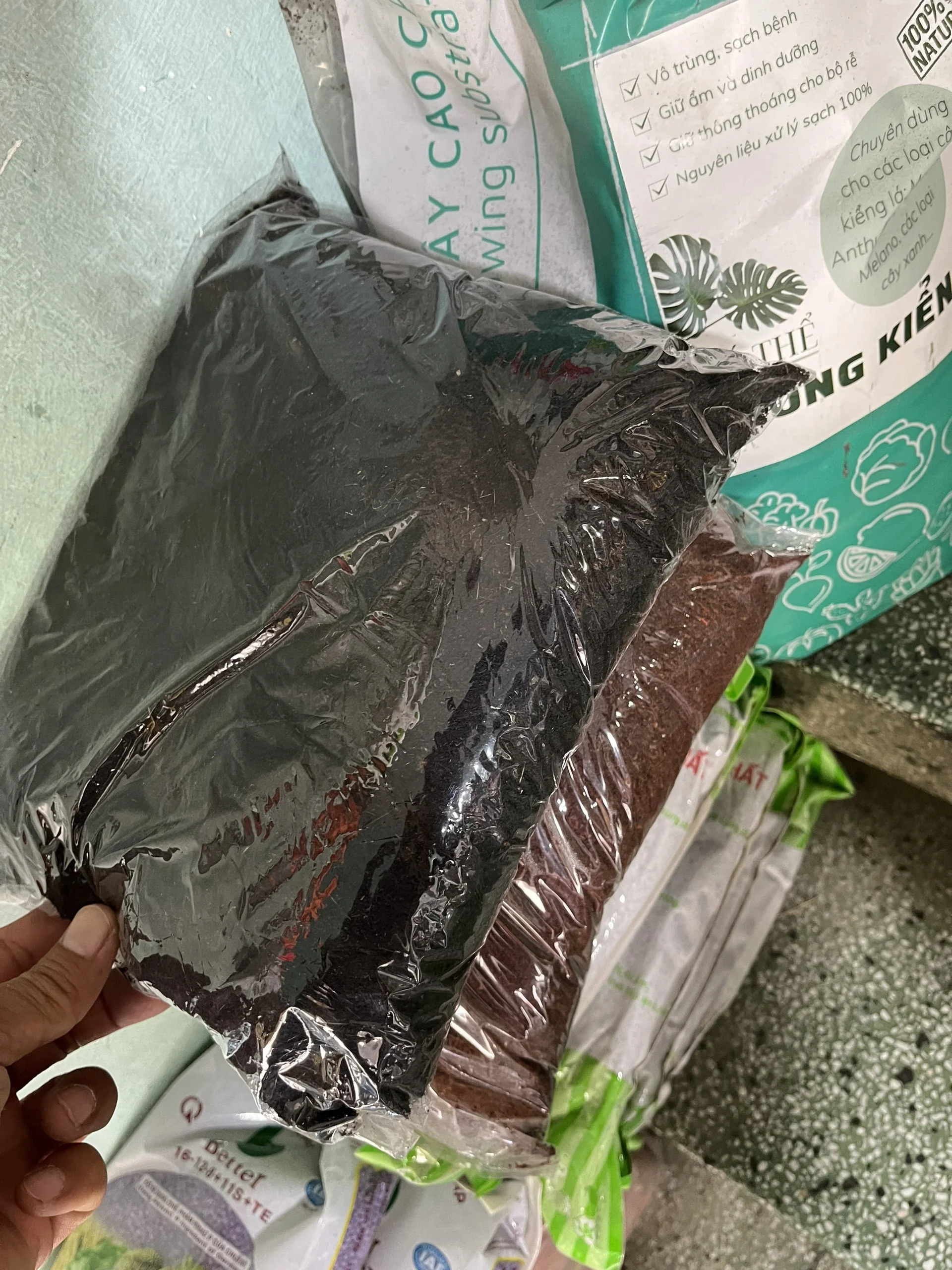 Đất sạch Eco Mix 2, mụn dừa tro trấu, gói nhỏ 3 dm3 15k, (bao lớn 150k~ 20kg) | z3235569062547 1dcae4d7614d415e0303d25bdf17dbd4