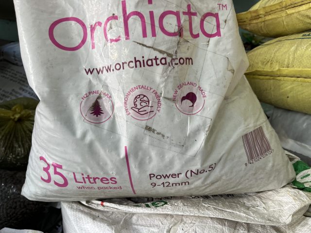 Vỏ thông Orchiata nhập khẩu, có 5 size (3-6mm, 6-9mm, 9-12mm, 12-18mm, 18-25m) gói 1kg - Hình ảnh 5