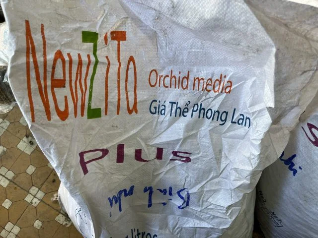 Vỏ thông NewZita Plus, gói 1kg (có 4 size: 6-9mm, 9-12mm, 12-18mm, 18-30mm) | z3235569094537 f2796cfe9b802242071bda7946394e40 e1646555116278