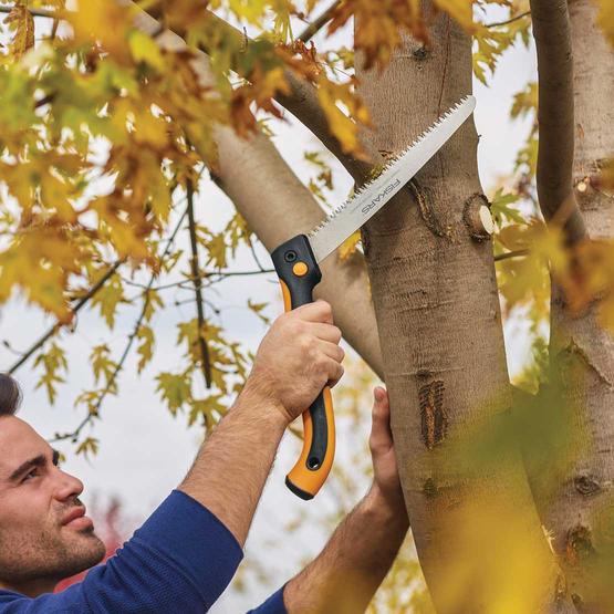 Cưa gấp cắt cành cầm tay mini USA Fiskars