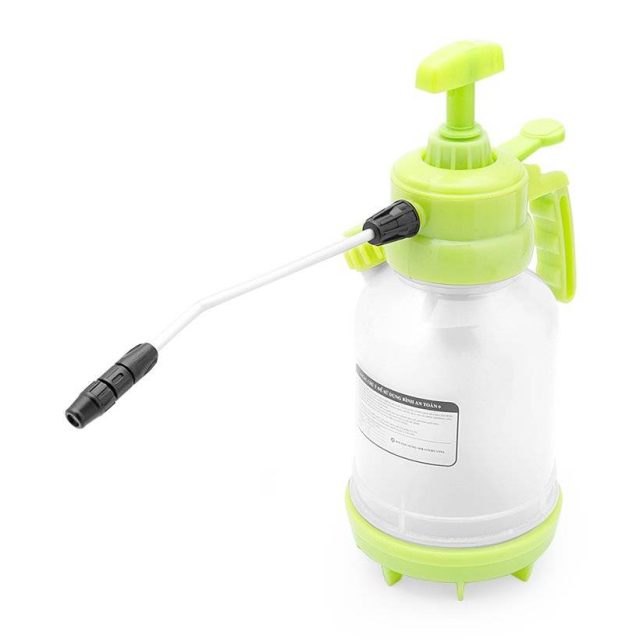 Bình xịt tưới cây cầm tay Hàn Quốc TOV – 1.5 lít