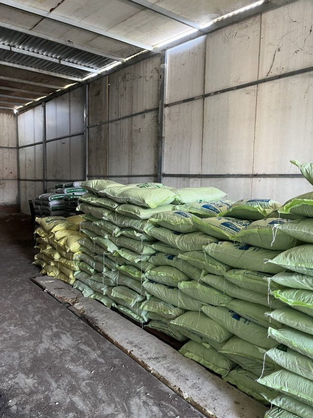 Đất dừa N3 giàu dinh dưỡng, có phân nhả chậm 150k/bao ~ 20kg | 2022 06 20 12.14.59