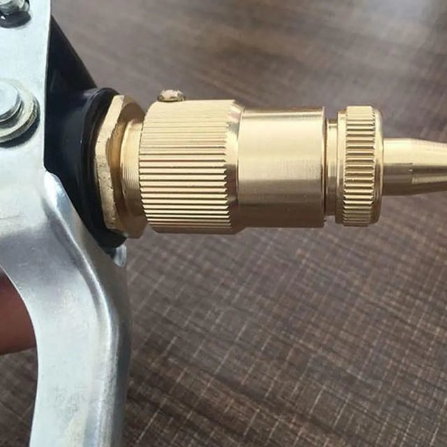 vòi xịt tăng áp lực